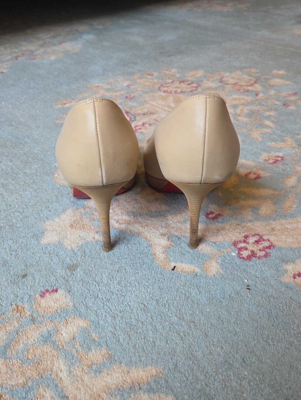 Christian Louboutin Women's Beige Platform Pumps Shoes Heels Sz 37 Italy $950 - Picture 4 of 5